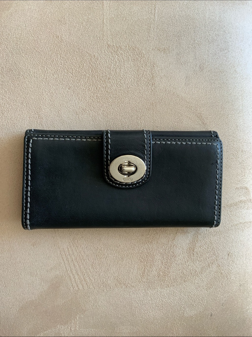 Coach Hampton Black Leather Turn Lock Wallet